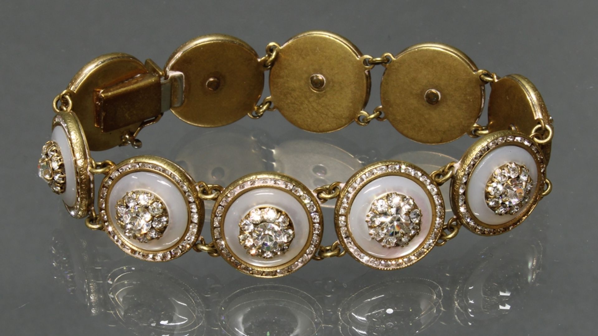 Schmuckset: Collier (mit Schlangengliederkette), Armband, Paar Ohrclipse, Ende 19. Jh., Gold verböd - Bild 3 aus 4