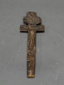 Reliquienkreuz, Holz geschnitzt, Alpenländisch, 18./19. Jh., Gottvater mit Heiligem Geist, Korpus C