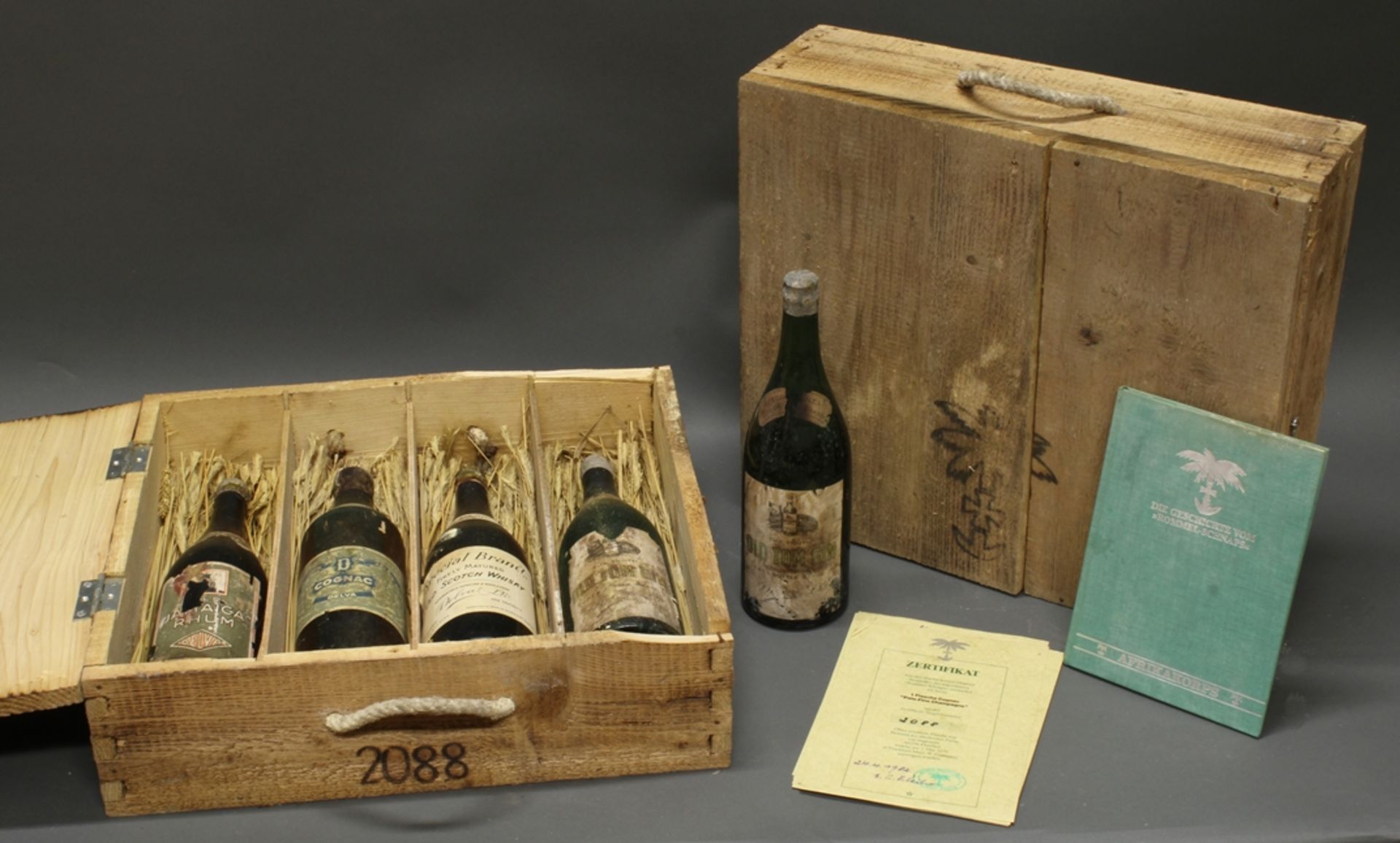 5 Flaschen, "Rommel-Schnaps", 1940er Jahre: "Old Scotch Whisky", "Cognac", "Old Jamaica Rhum", 2x " - Image 3 of 3