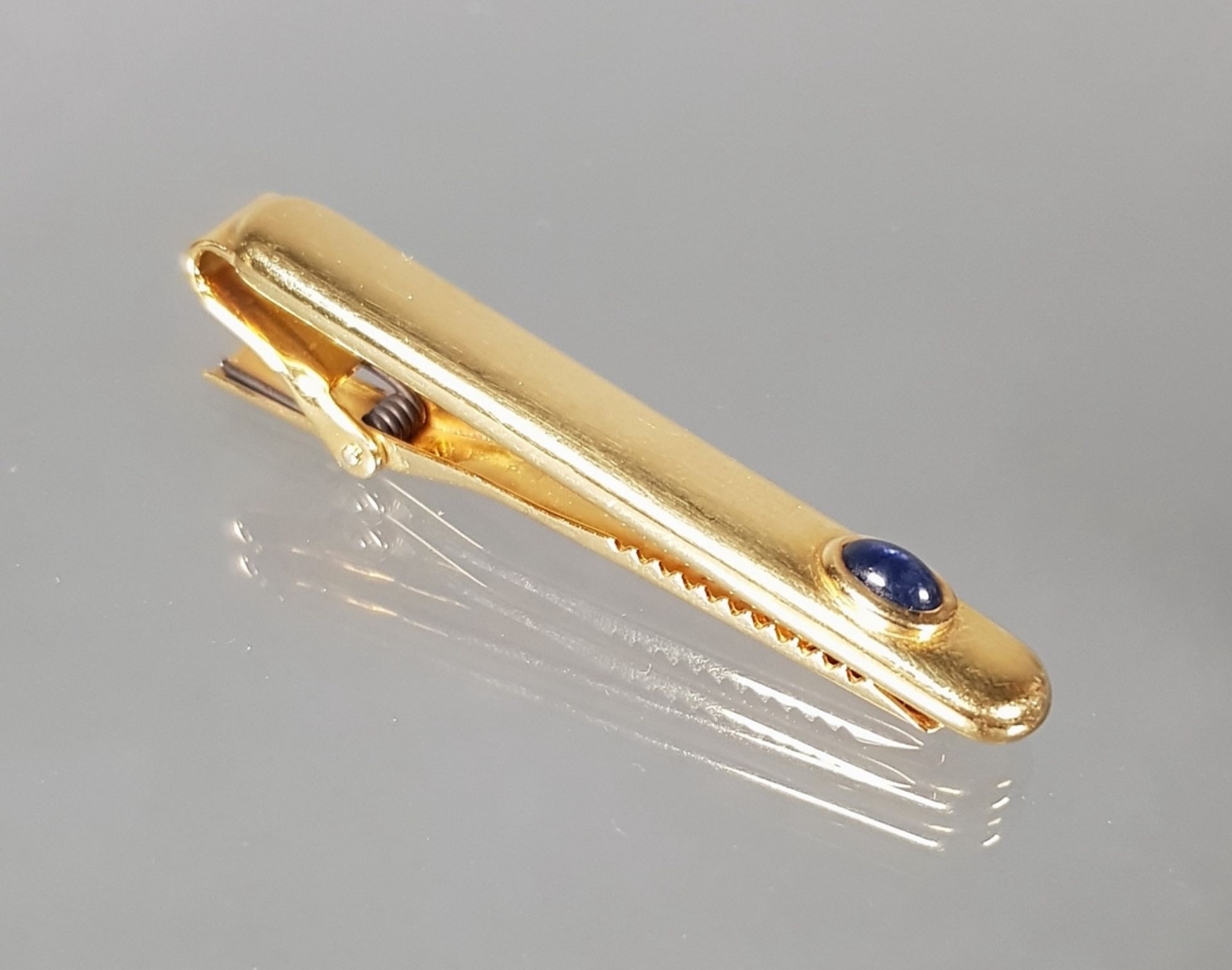 Krawattennadel, GG 750, Saphir-Cabochon, 5 cm lang, 12 g