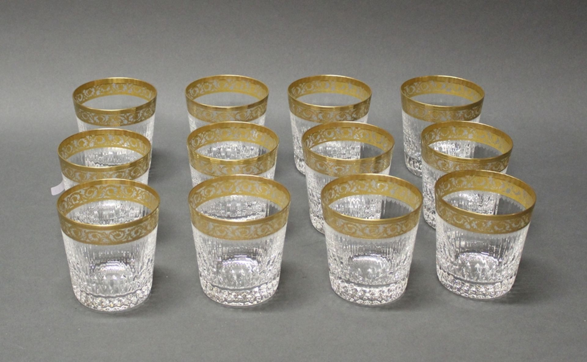 12 Whiskeybecher, "Thistle", Cristallerie Saint Louis, 2. Hälfte 20. Jh., Dekor Thistle Gold, farbl