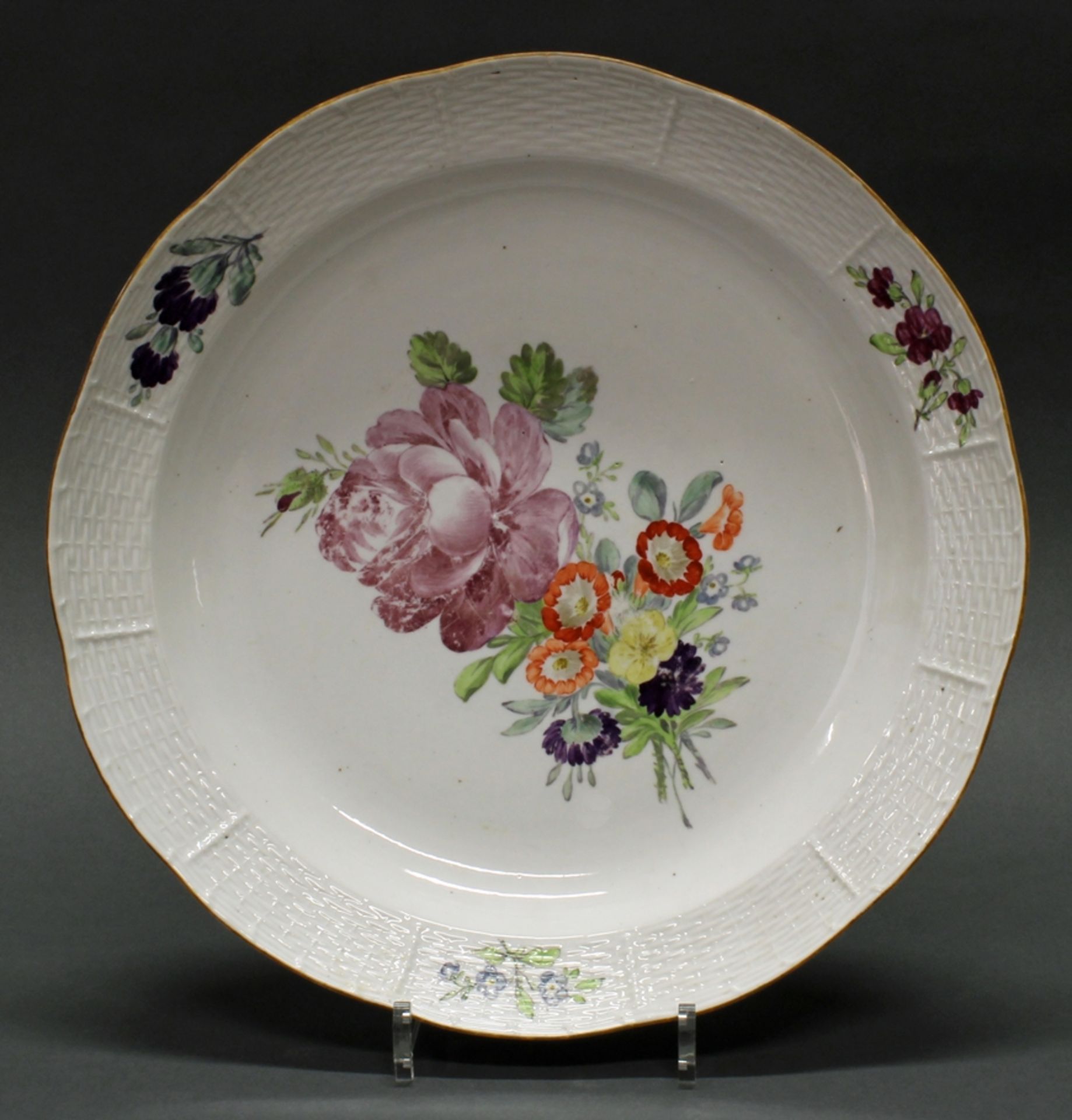 Platte, St. Petersburg, 1762-1796, Ozier, bunte Blumen, braune Randlinie, ø 35.5 cm, berieben