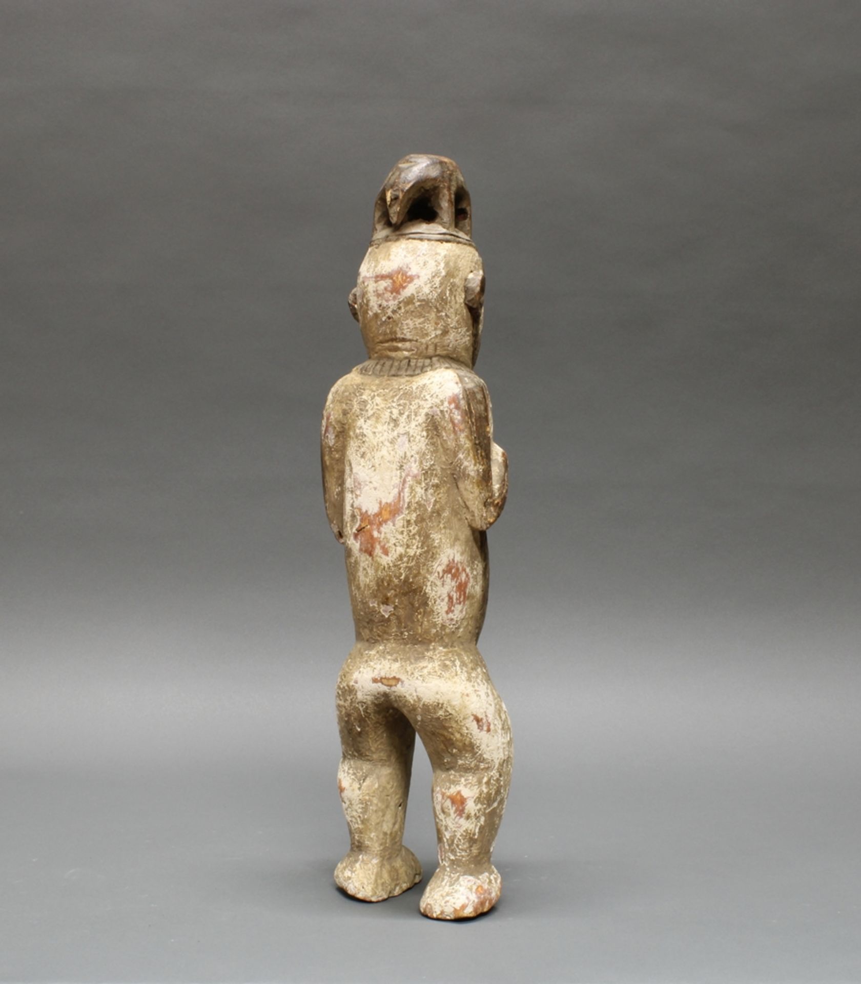 Figur, männlich, IBO, Nigeria, Afrika, authentisch, Holz, 55 cm hoch. - Bild 2 aus 2