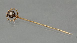 Nadel, um 1890, RG 585/Silber, 1 kleiner Diamant ø 3 mm, 1 g, im Etui