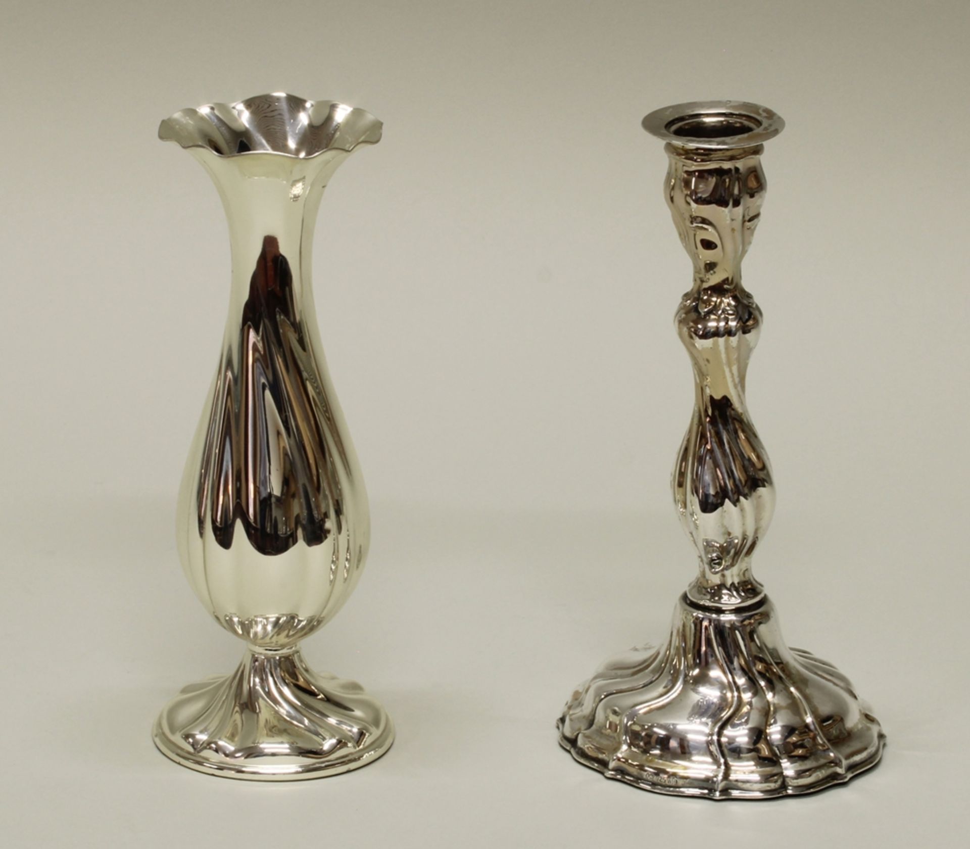 Tischvase, Silber 925, Gayer & Krauss, gedrehte Züge, geschwert, 18.5 cm hoch, Delle;