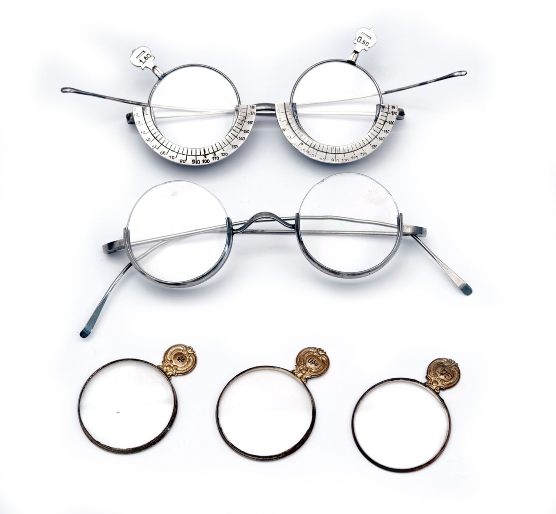 An Antique Optometrist Trial Lens Set - Image 2 of 3