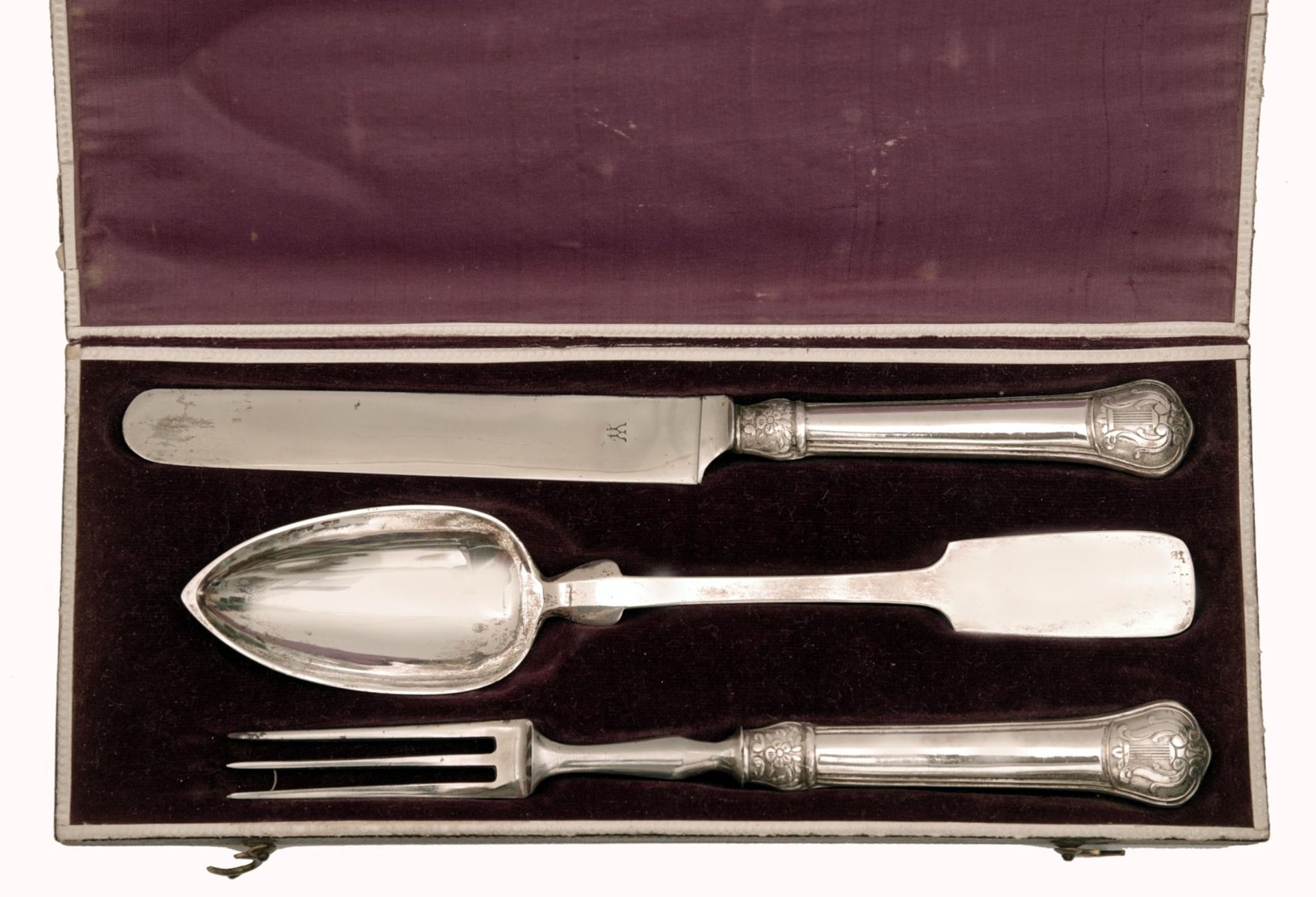 A Travelling Cutlery in Rare Painted Case - Image 2 of 3