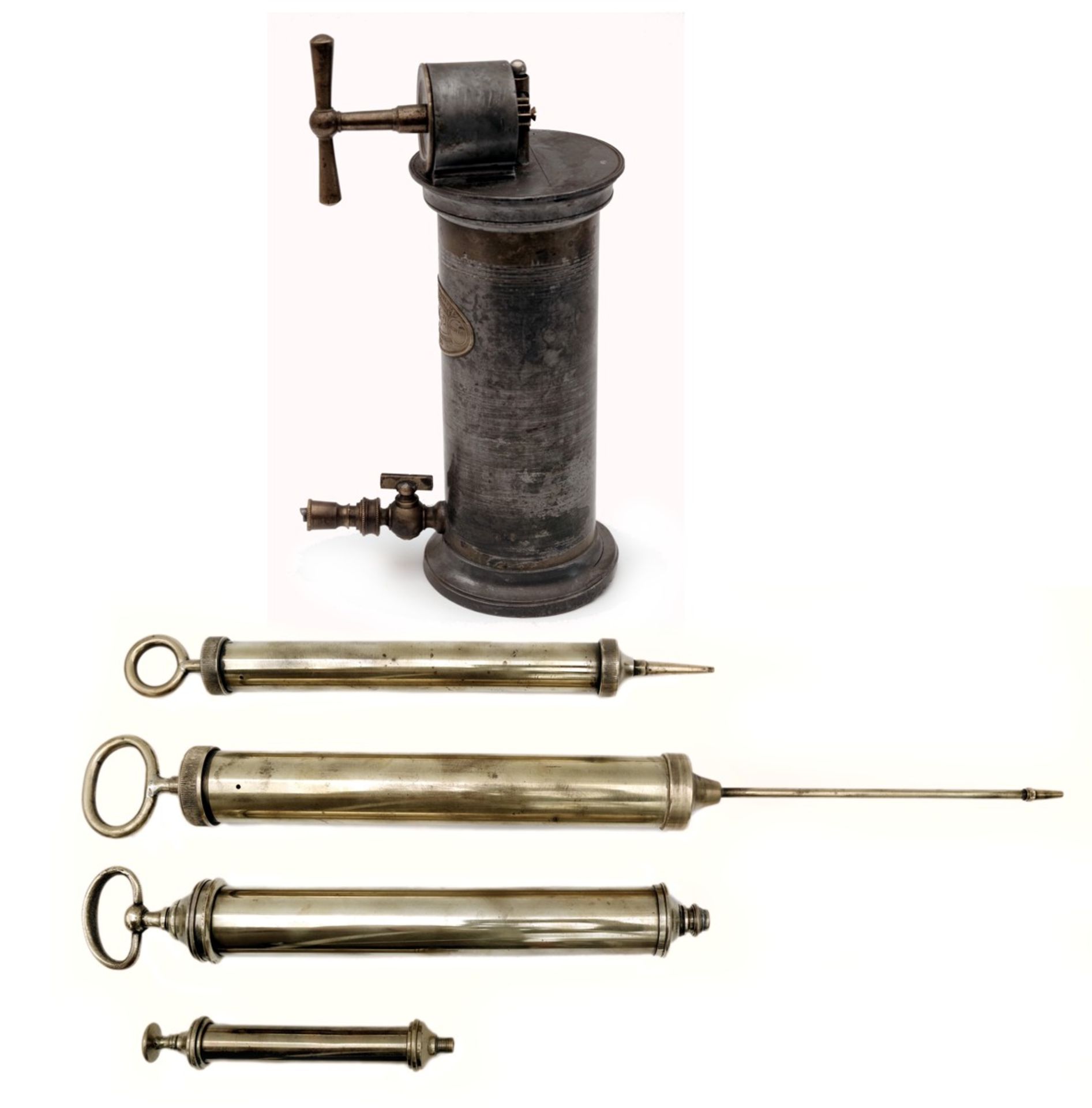 Antique French „Irrigateur“ Medical Instrument