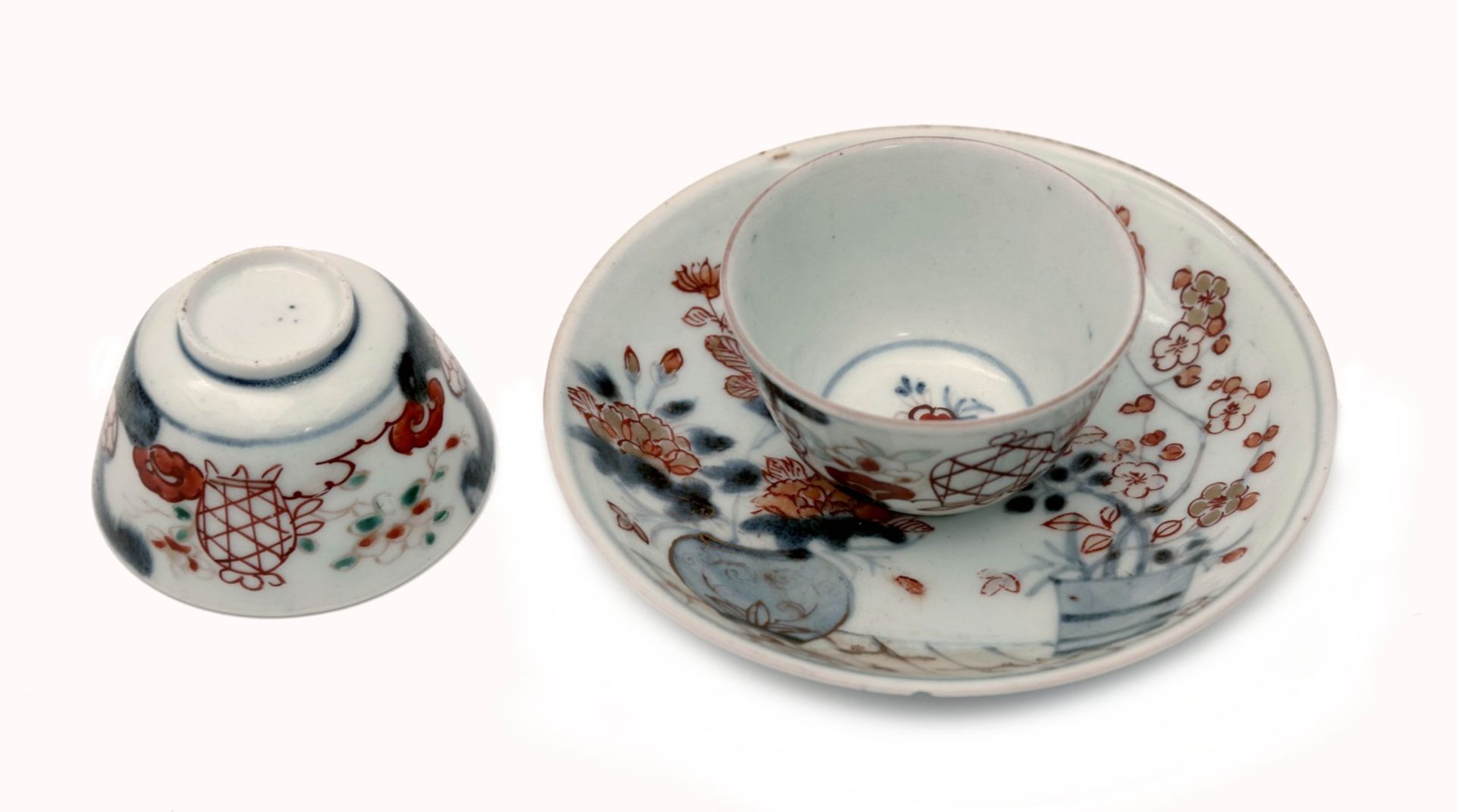 Two Cups and one Saucer, Imari - Image 3 of 3