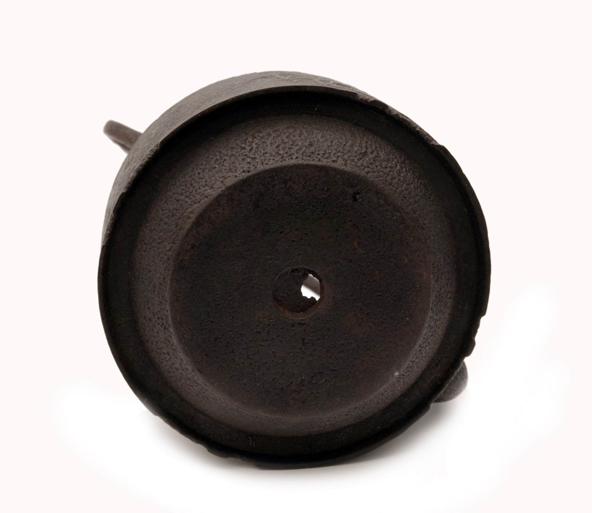 Cast Iron Tetsubin Teapot - Image 4 of 4