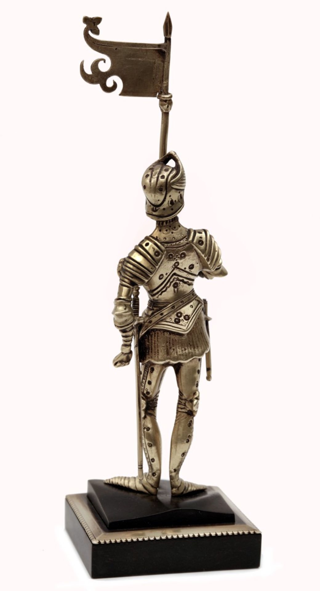 Figure of a Knight - Image 3 of 4