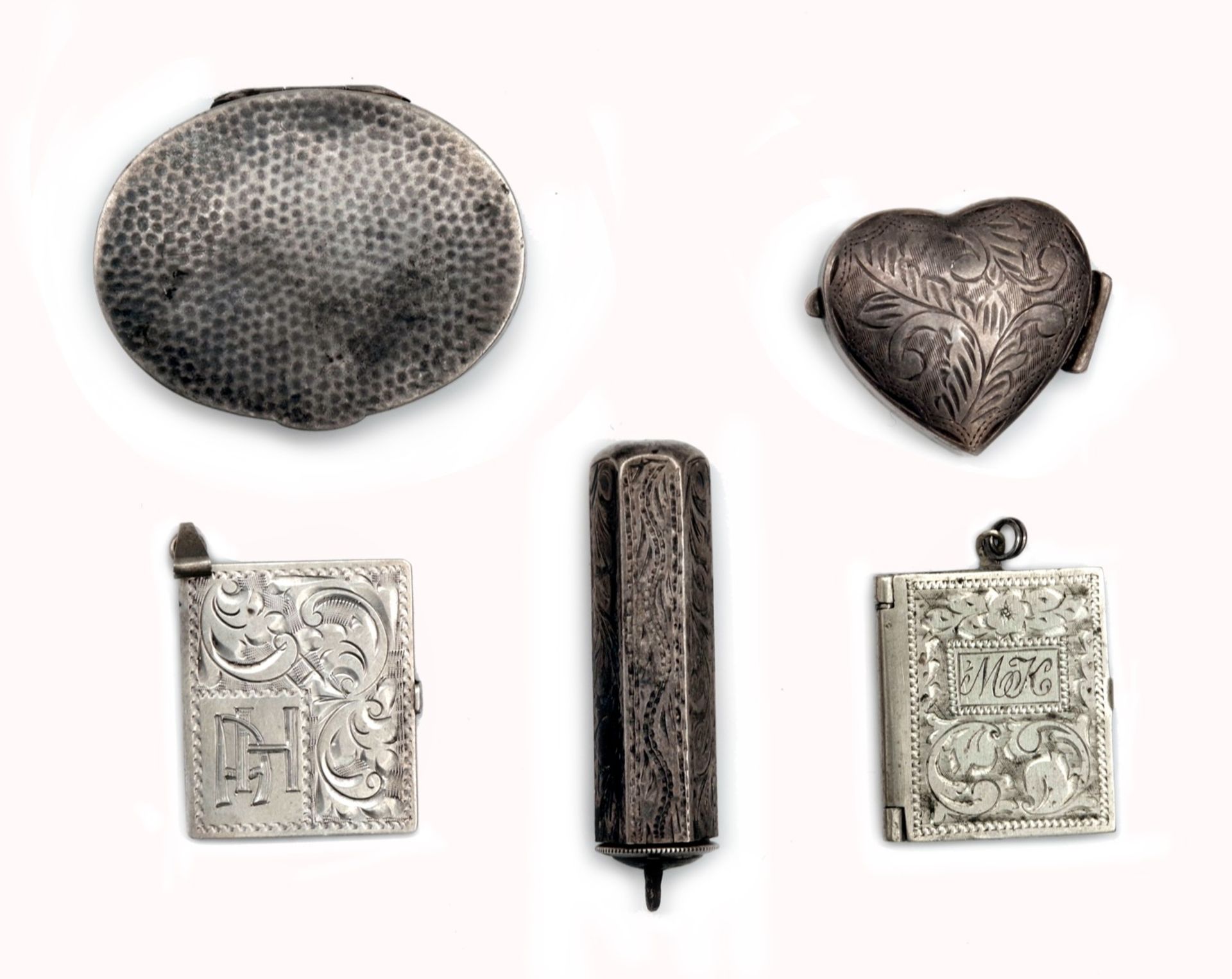 A set of small silver objects