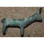 Bronzefigur "Wildhund",