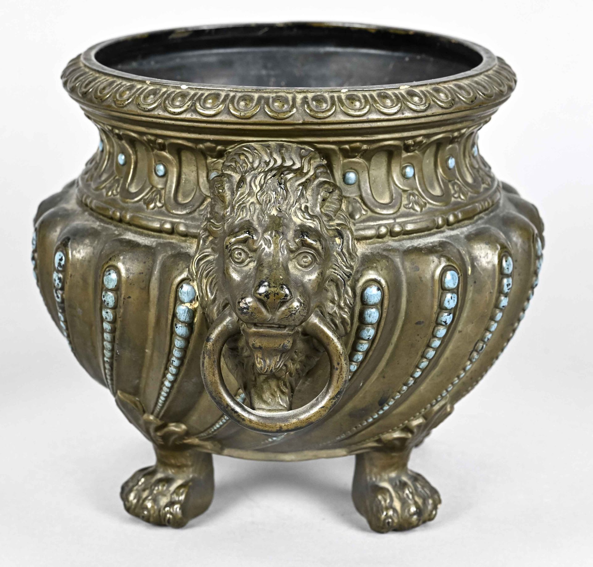 Cachepot, German around 1880, on paw feet, bronzed clay, lion heads on the sides as handle, height  - Image 2 of 3