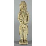 China Figur, Tang - Dynastie, alt gebrannter Ton, um ca 750 n. Chr., vollständige Figur, Reste alte