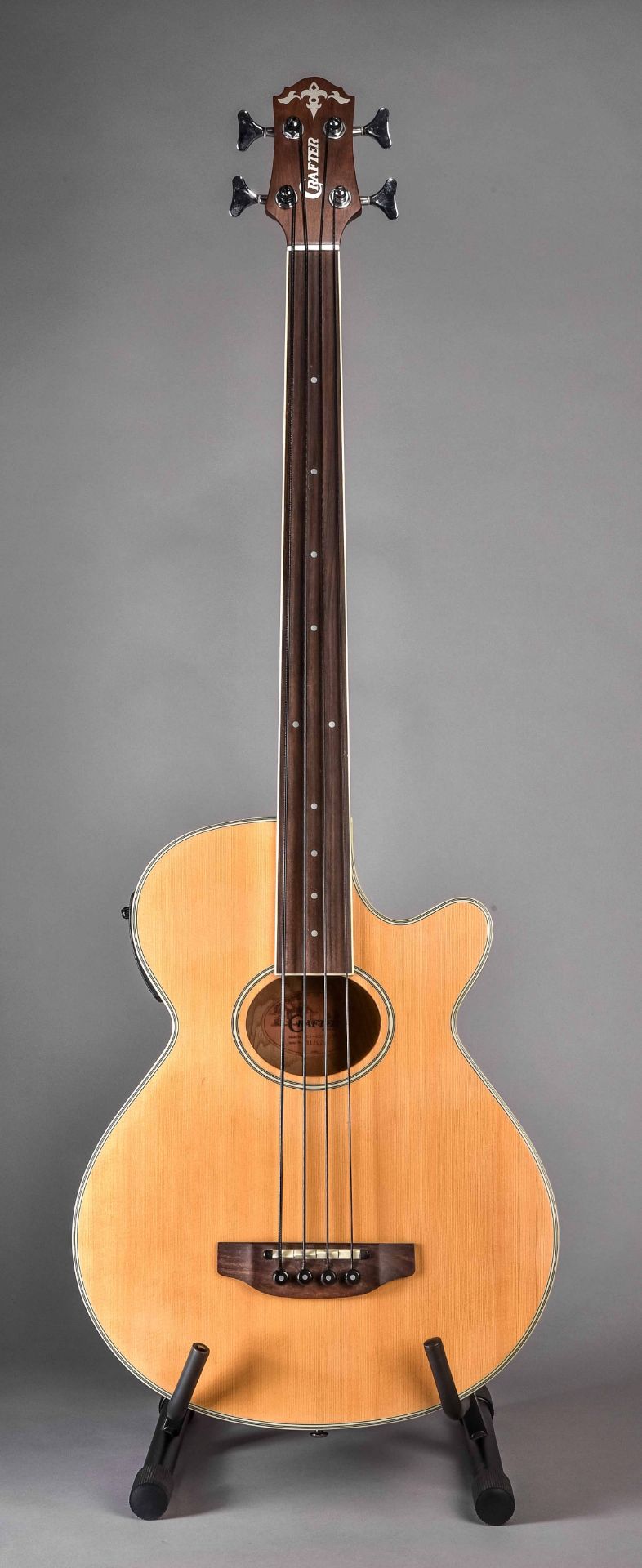 Fretless acoustic bass, crafter, model BA-400EQ / FL, top spruce, bottom ash, neck mahogany, fretbo