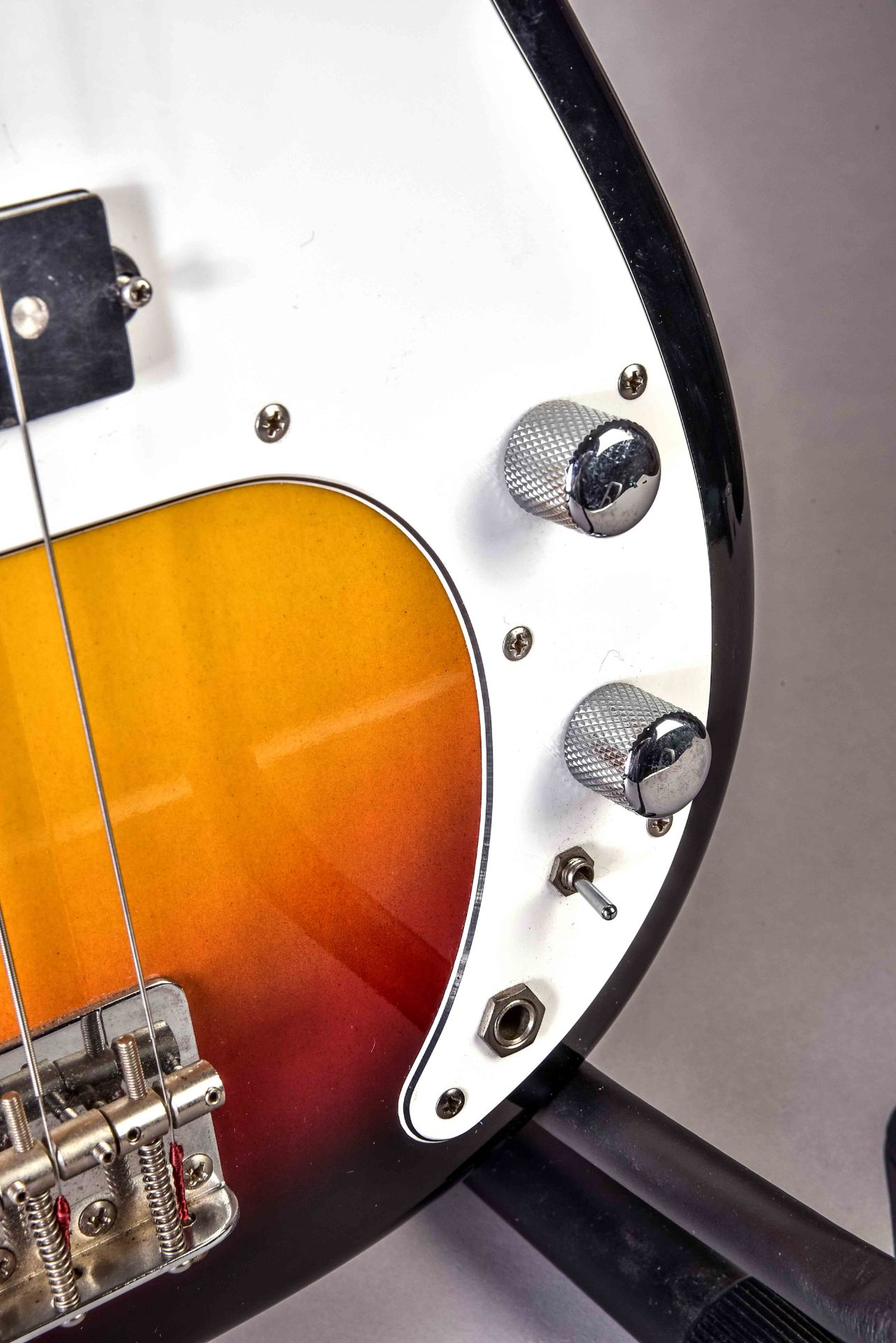 Vintage electric guitar, Tokai, Custom Edition Precision Bass "Oldies but Goldies". Red-orange, bla - Image 3 of 11