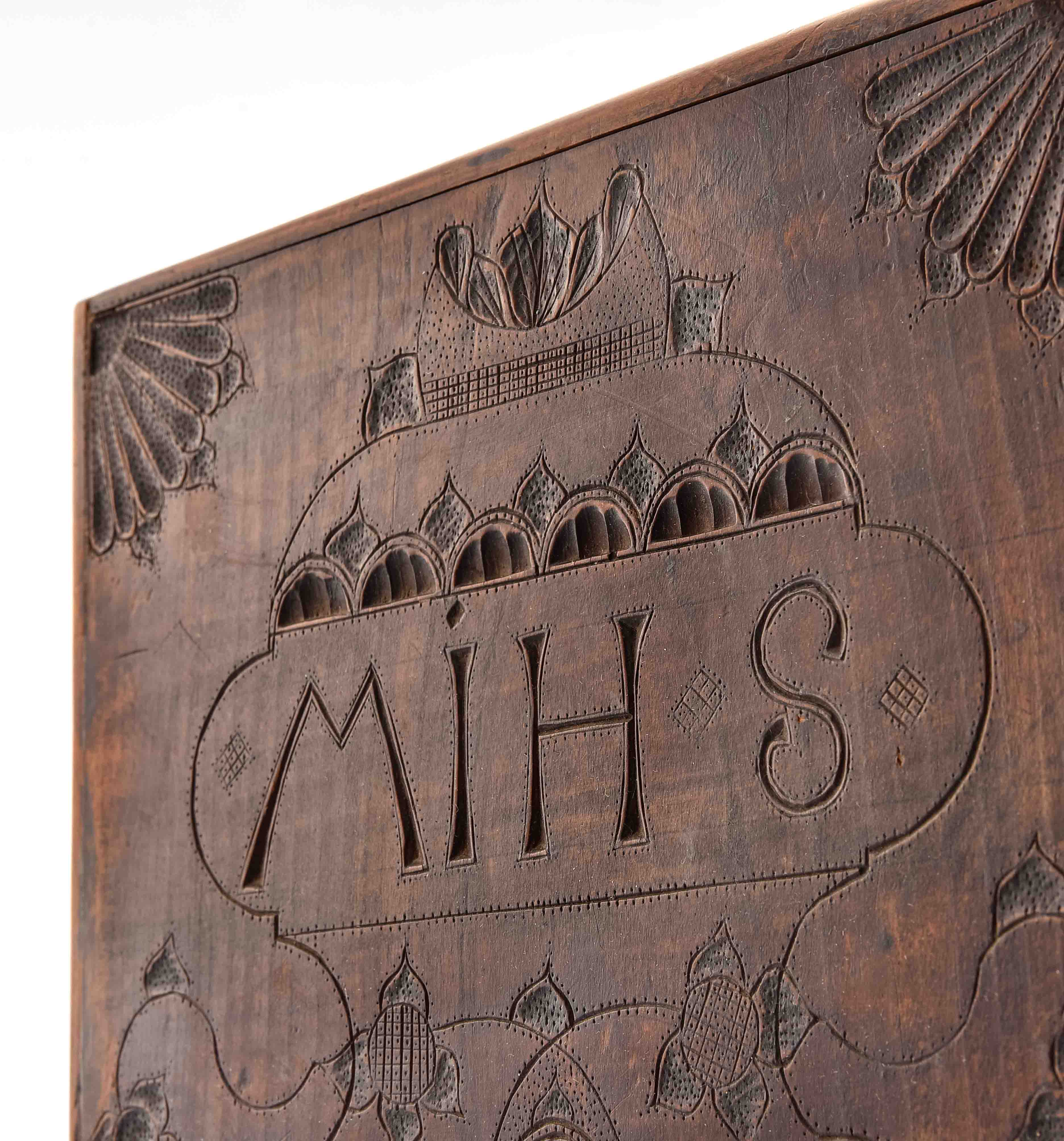 Volume - Book case, probably Swiss, dated 1790. With monogram 'MIH S'. Cherry wood. Front cover orn - Image 5 of 9