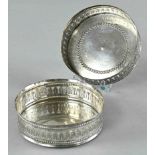 Paar Champagne Untersetzer, Silber, Frankreich um 1800, punziert, Meistermarke, durchbrochene Blatt