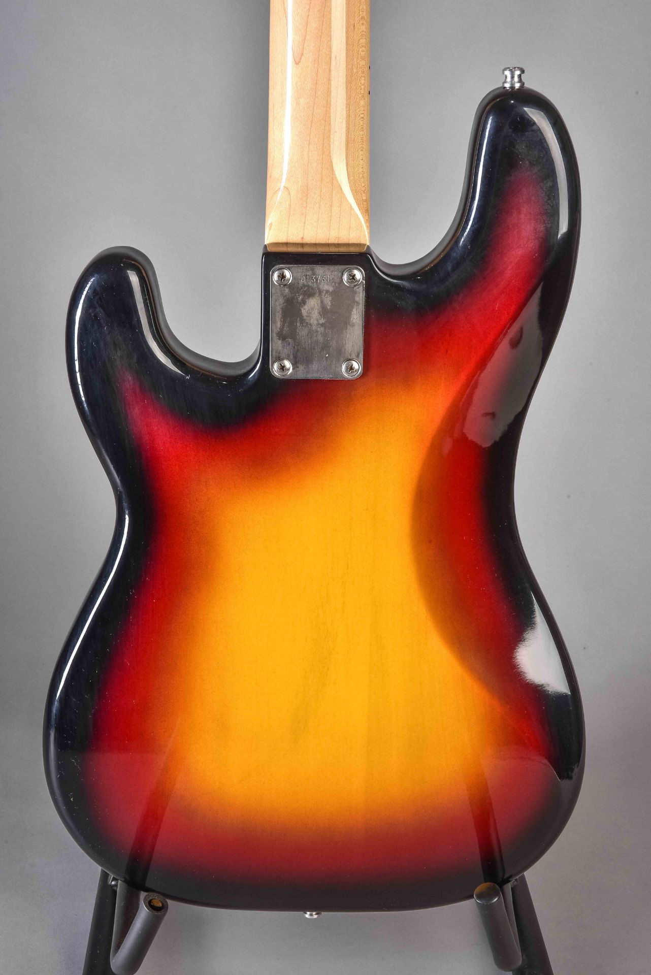 Vintage electric guitar, Tokai, Custom Edition Precision Bass "Oldies but Goldies". Red-orange, bla - Image 9 of 11
