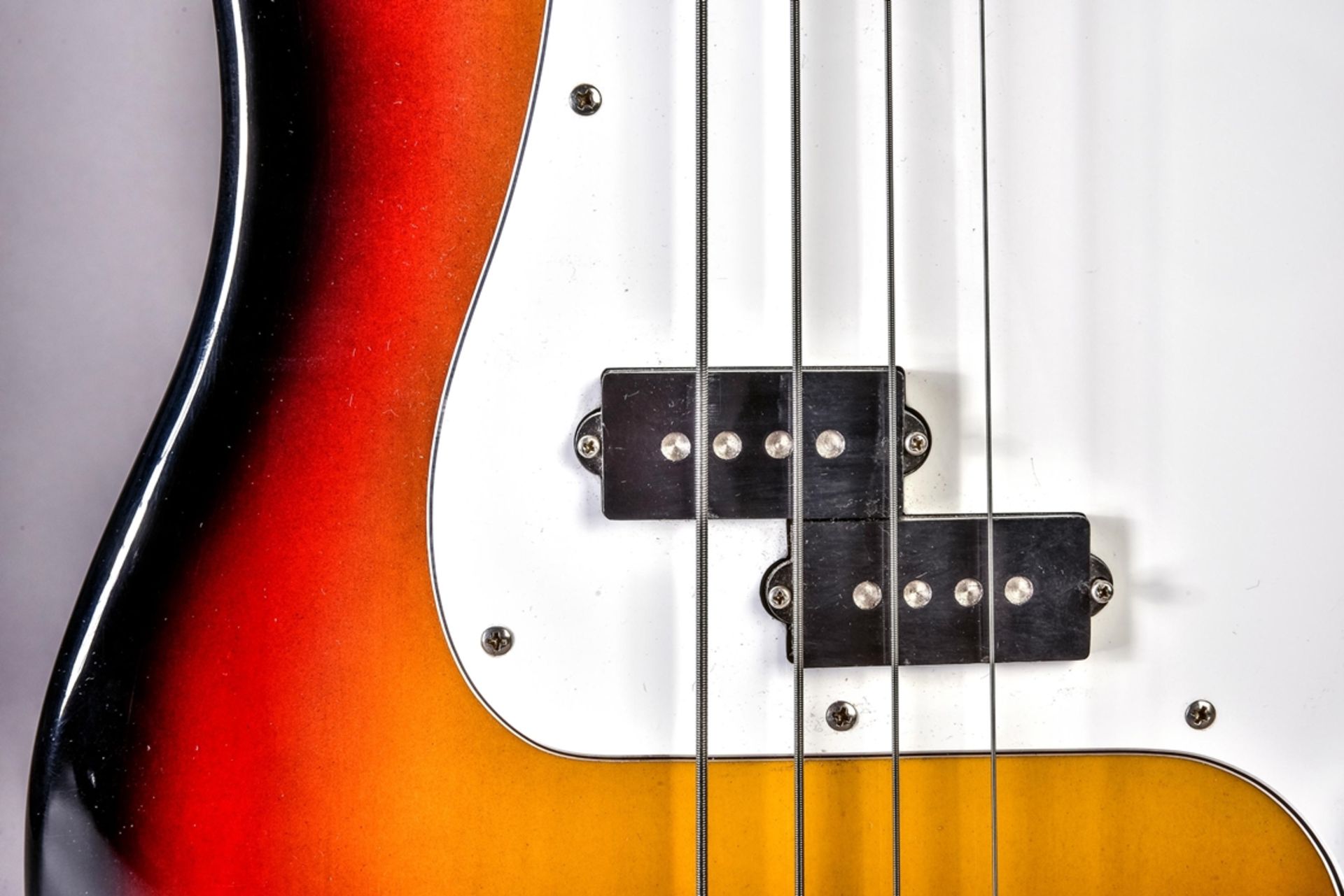 Vintage electric guitar, Tokai, Custom Edition Precision Bass "Oldies but Goldies". Red-orange, bla - Image 2 of 11