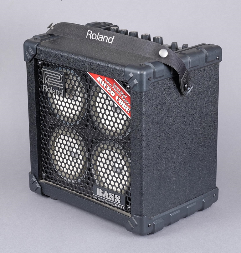 Verstärker Roland, Bassgitarren Verstärker, Micro Cub Bass RX, neuwertig, Höhe 30 x 29 x 20,5 cm - Bild 2 aus 5