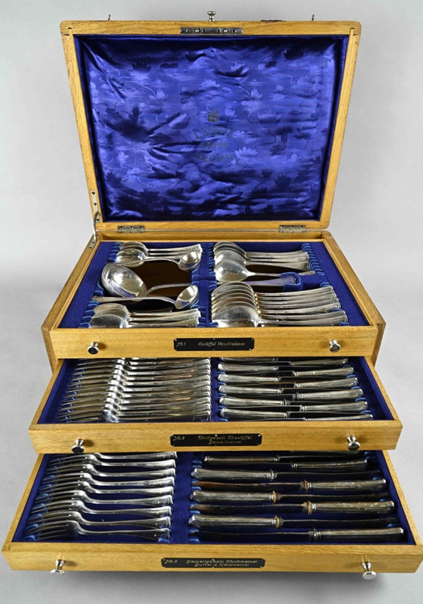 Extensive cutlery set, Magdeburg, Germany around 1900, in wooden case, Fa brothers Köberlin, silver - Image 3 of 7