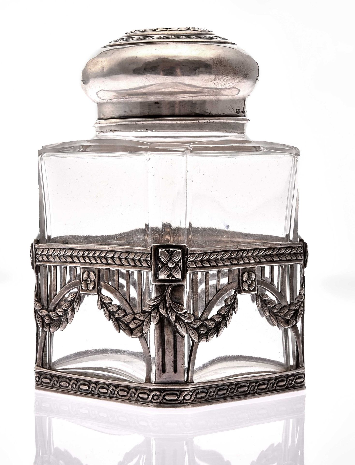 Tea container, Russia, c. 1890, silver 84, female head hallmarked, Faberge, master mark "K.F", glas - Image 2 of 6