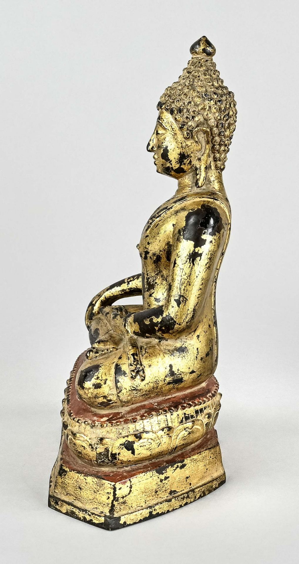 Buddha Shakyamuni, Tibet, 18th century, bronze heightened with gold, on double lotus base.  Slender - Image 4 of 4