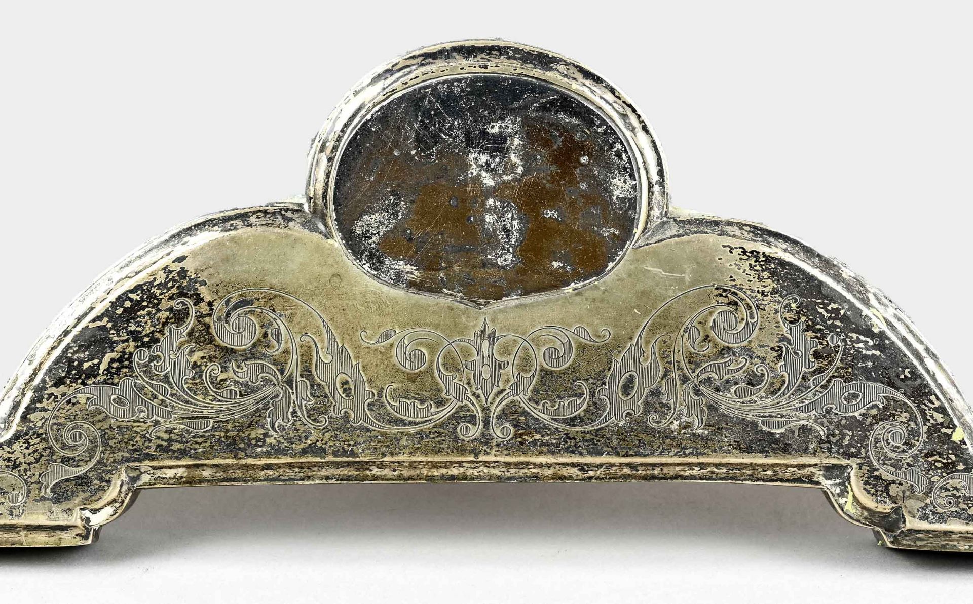 Dressing table mirror, Vienna circa 1900, silver, fine chased work, Viennese woman´s head, master m - Image 2 of 3