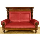 Wunderschönes umbautes Sofa aus der Gründerzeit um 1900 mit eindrucksvollem, auskragendem Gesims, m