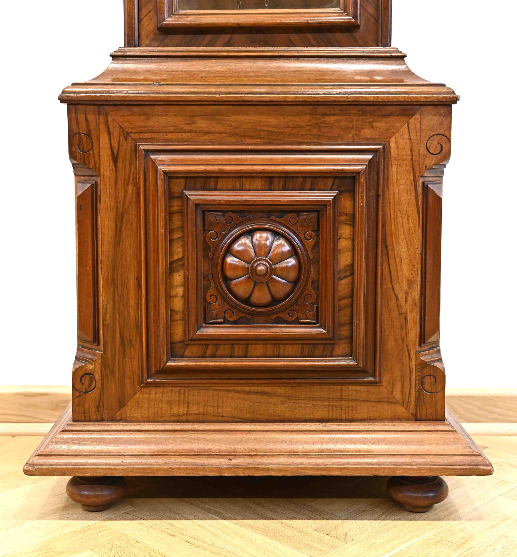 Impressive grandfather clock from the Wilhelminian period, around 1900 in Berlin, solid walnut with - Image 5 of 7