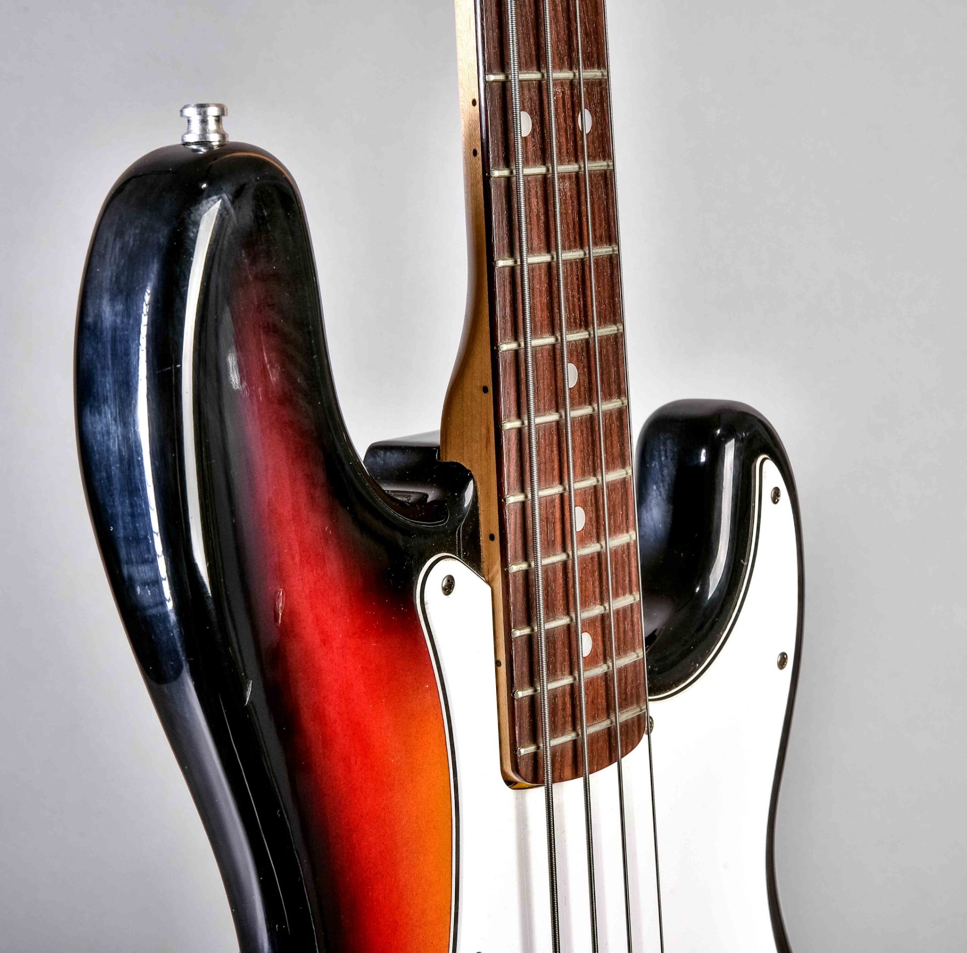 Vintage electric guitar, Tokai, Custom Edition Precision Bass "Oldies but Goldies". Red-orange, bla - Image 8 of 11