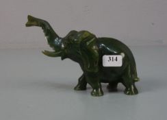 JADE - SKULPTUR "ELEFANT"