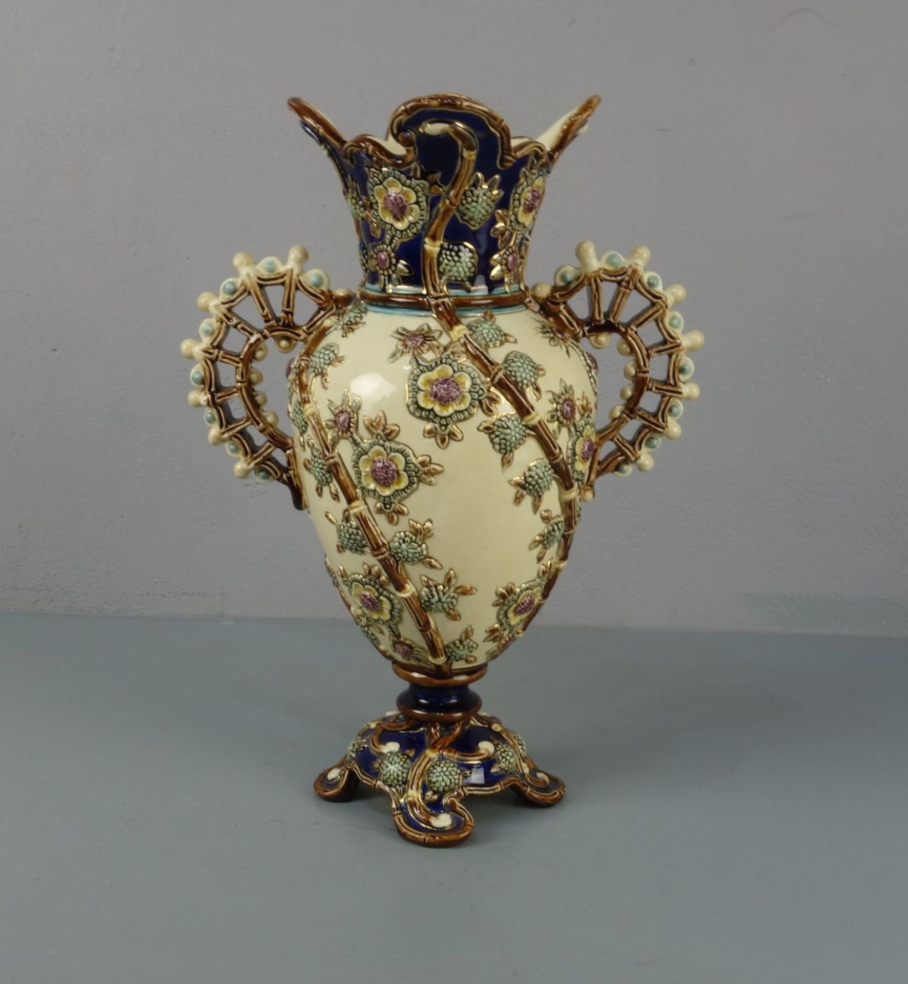 HISTORISMUS HENKELVASE - Image 3 of 5