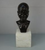 FRANZ-XAVER MESSERSCHMIDT - SKUlPTUR: "CHARAKTERKOPF"