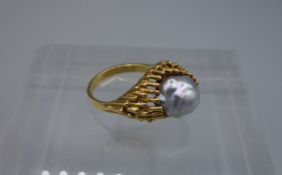 DESIGNER RING