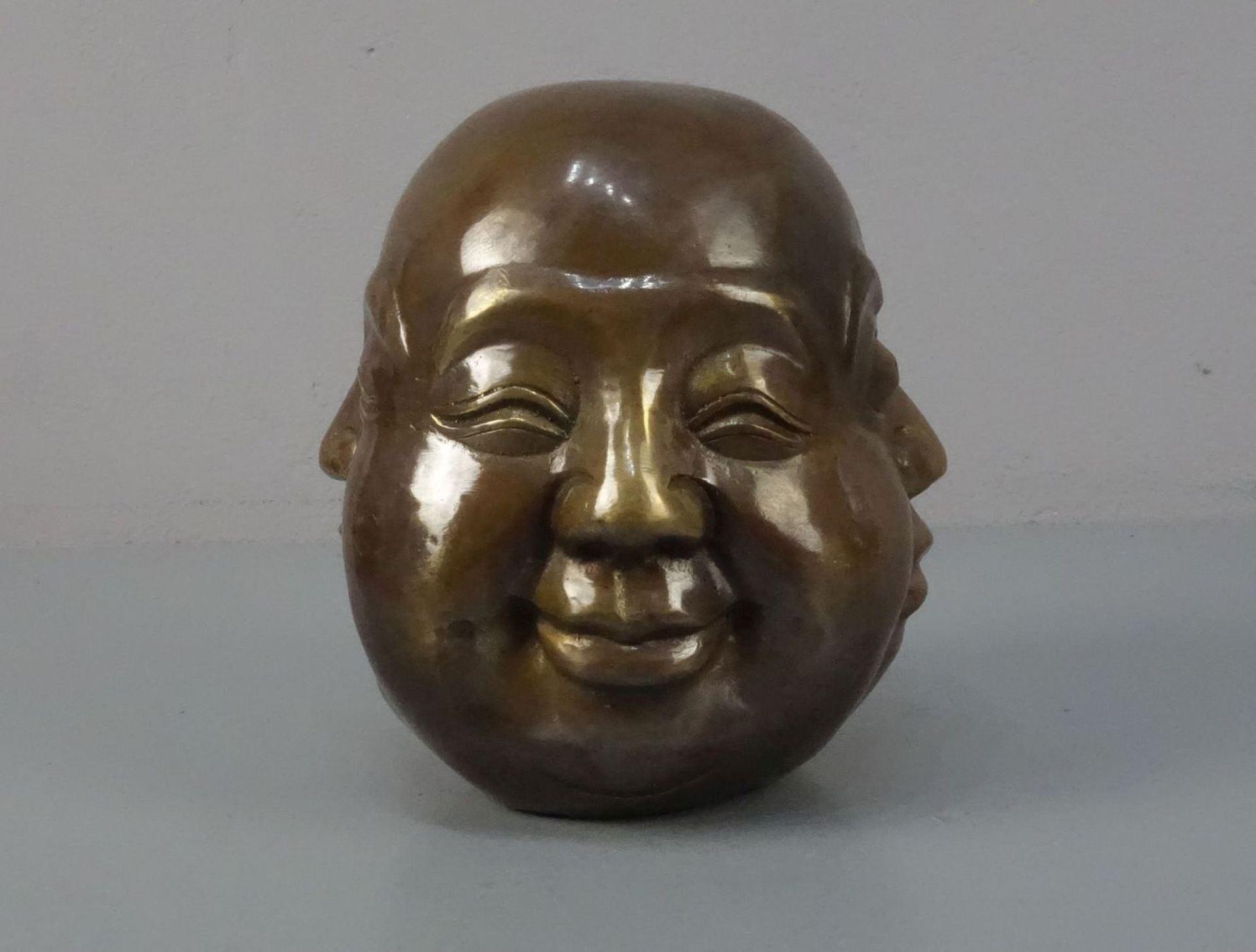 BUDDHA - KOPF MIT VIER GESICHTERN