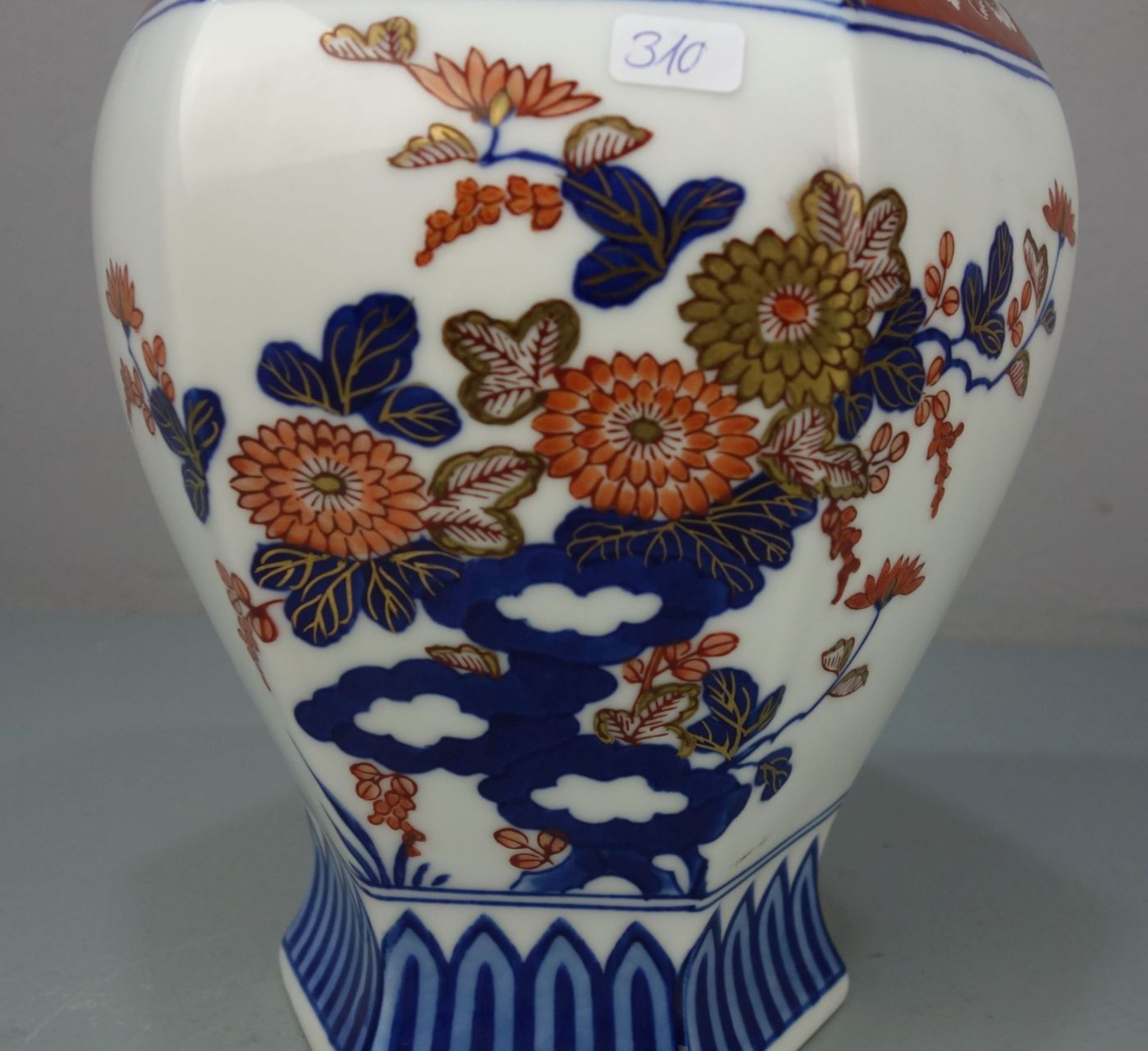 BALUSTERVASE - Image 2 of 6