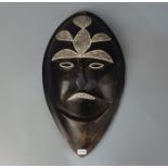 AFRIKANISCHE MASKE