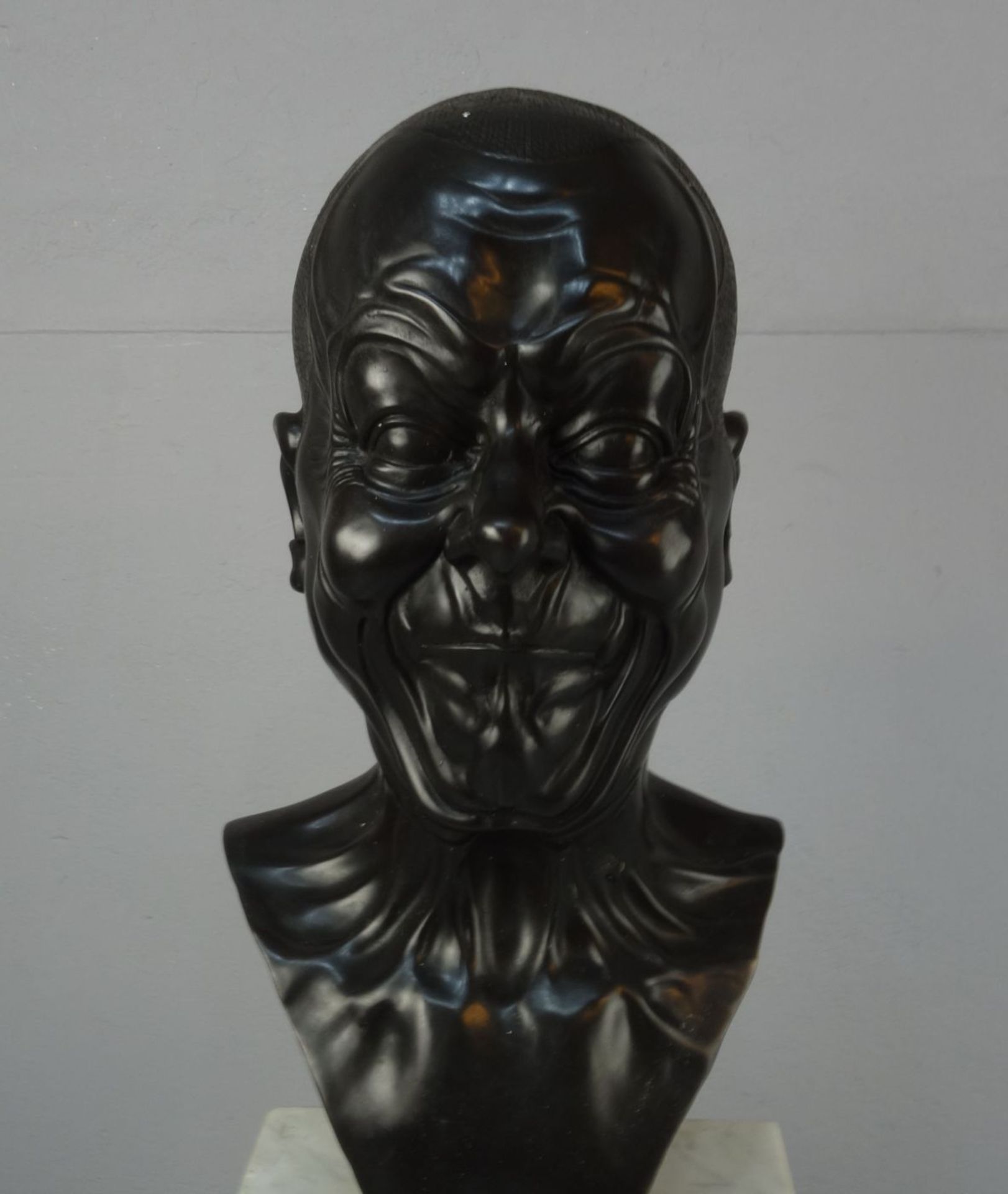 FRANZ-XAVER MESSERSCHMIDT - SKULPTUR: "CHARAKTERKOPF" - Image 2 of 5