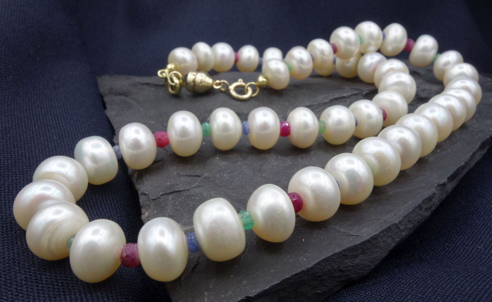 PEARL CHAIN