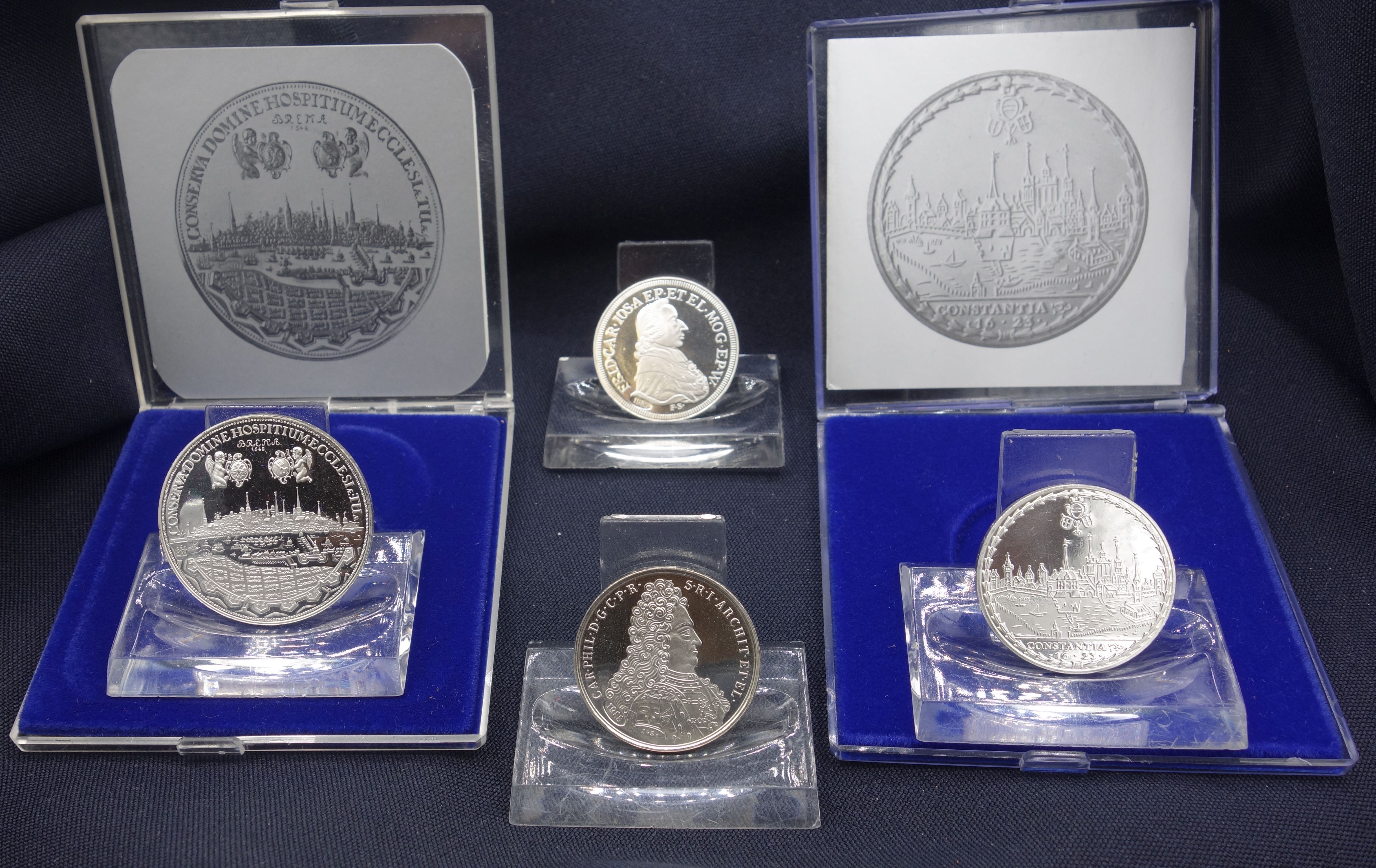 COIN REPLICAS: FOUR VIEW COINS