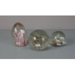 3 PAPERWEIGHTS / BRIEFBESCHWERER