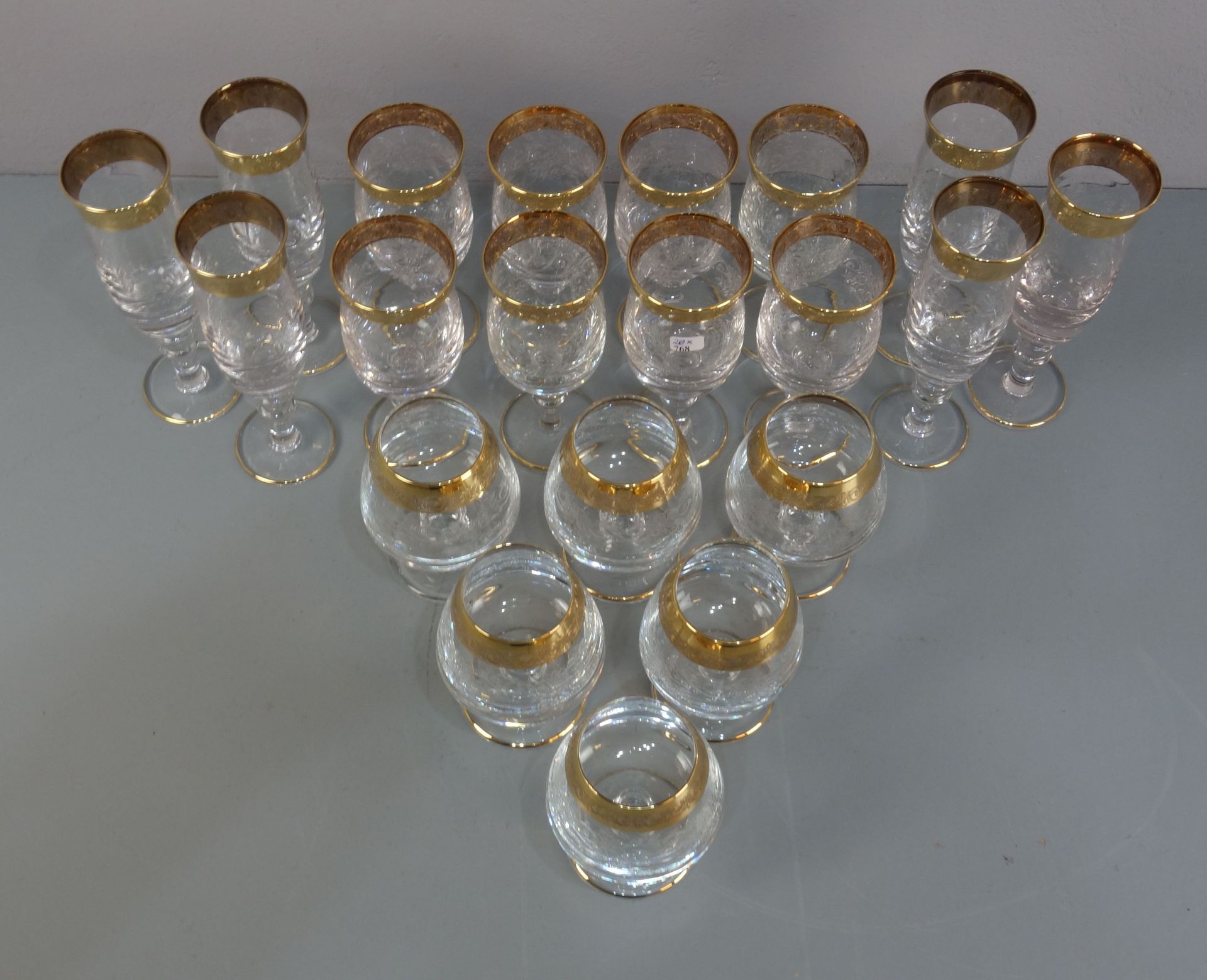 DRINKING GLASSES - Image 2 of 4