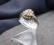 DESIGNER - RING