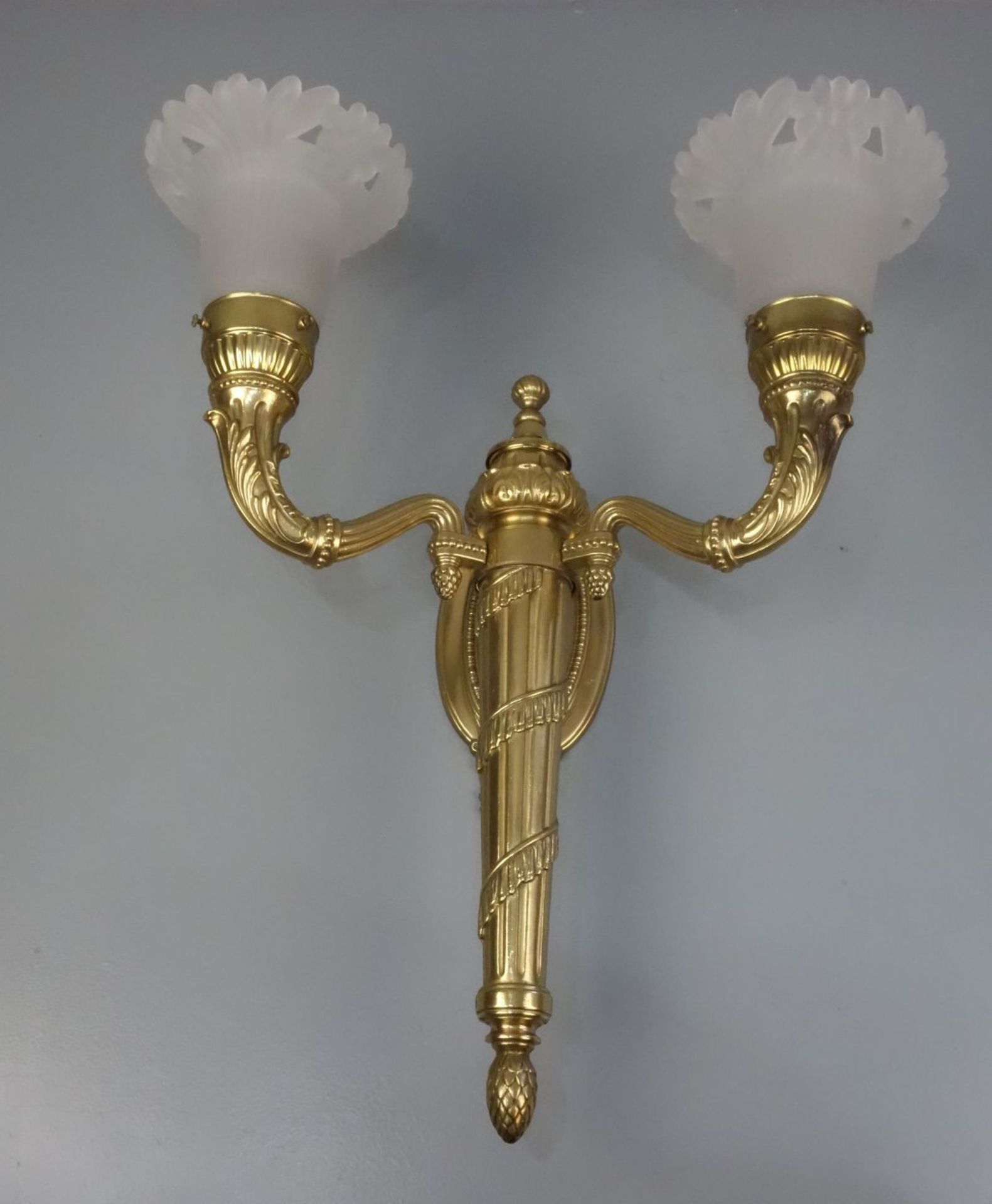 PAIR OF WALL LAMPS - Image 2 of 3