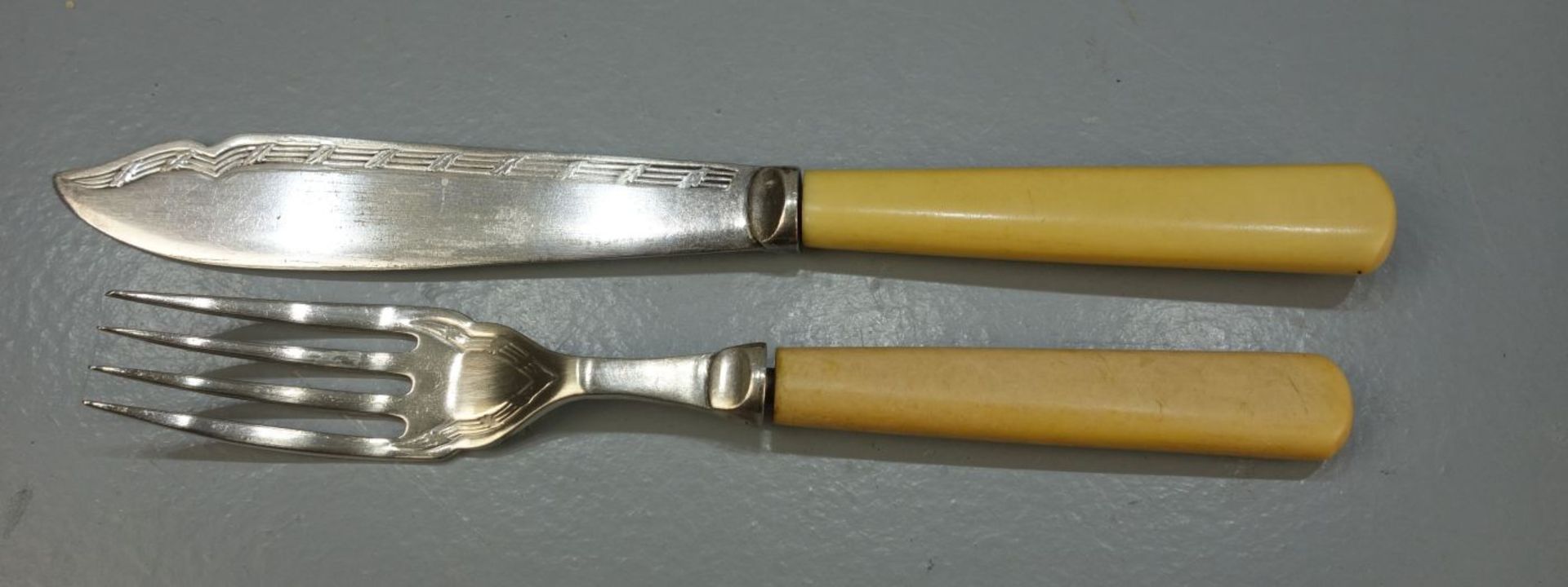 PLATED FISH CUTLERY - Image 3 of 5