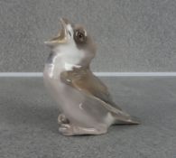 PORZELLANFIGUR "JUNGER SPATZ"