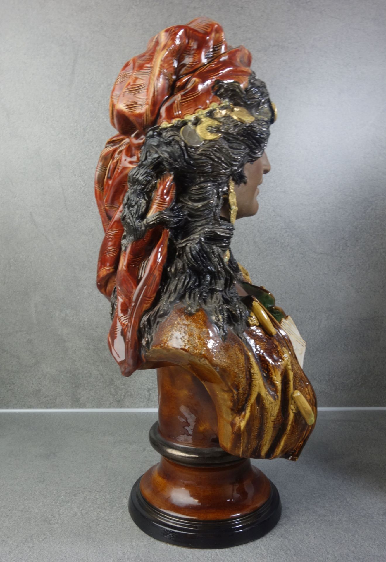 R. STURM SCULPTURES: "MUSICIAN" AND "FORTUNE TELLER" - Image 2 of 6